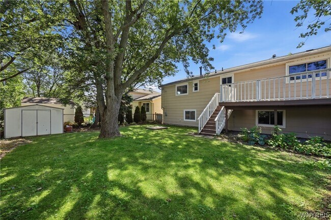 Building Photo - 35 Tomcyn Dr