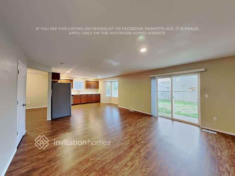 Building Photo - 5802 121st Pl NE