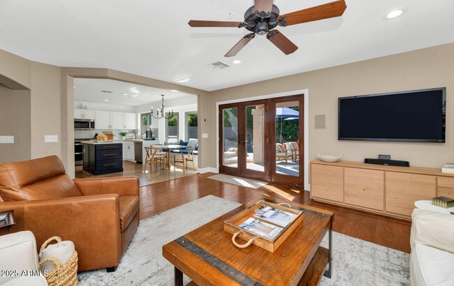 Building Photo - 9617 E Friess Dr