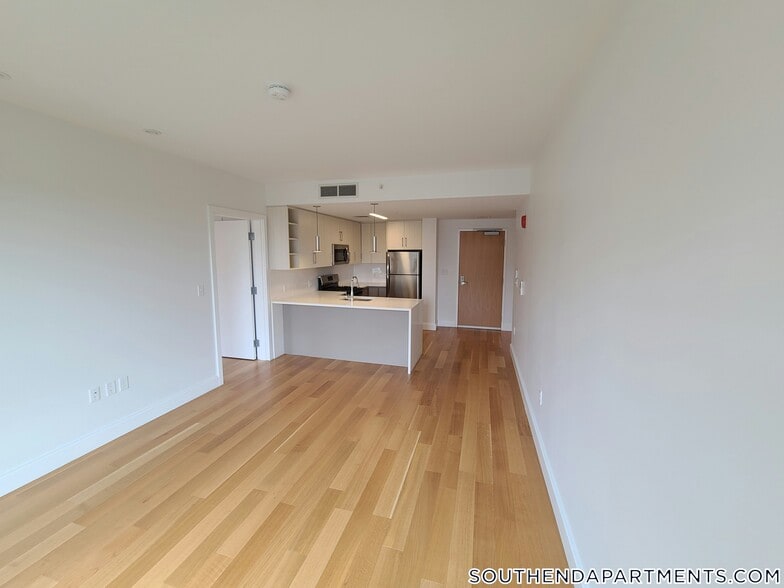 Building Photo - 150 Camden St