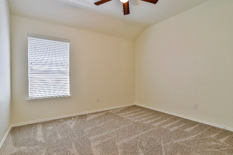 Building Photo - 2205 Pacino Dr