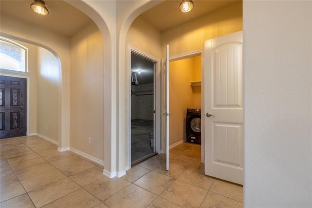 Building Photo - 2813 Saddle Creek Dr