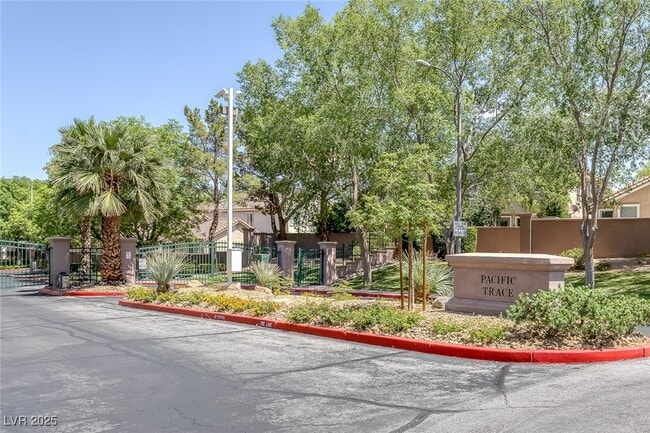 Building Photo - 1838 Thunder Mountain Dr