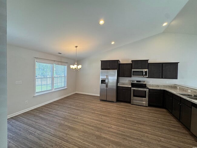 Building Photo - 122 Desurrency Ct