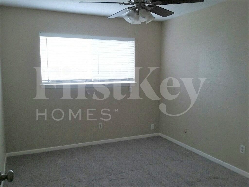 Building Photo - 6607 Dusty Dawn Dr