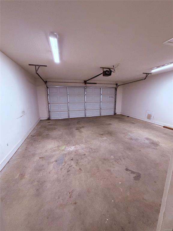 Building Photo - 353 Cotton Lakes Blvd