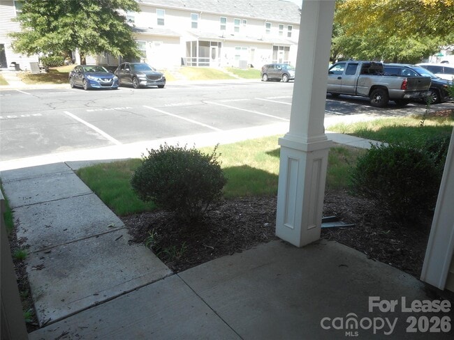 Building Photo - 2331 Crosscut Dr