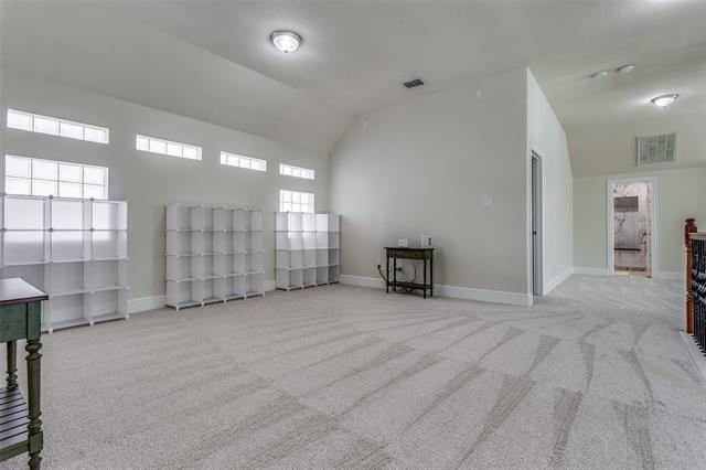 Building Photo - 6909 Medallion Dr