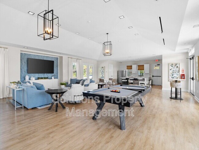 Building Photo - 2192 Vinifera Dr