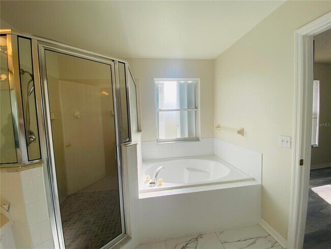 Building Photo - 638 Muskrat Dr