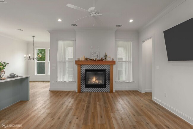 Building Photo - Gorgeous 3 bed 3 bath home for lease | Nor...