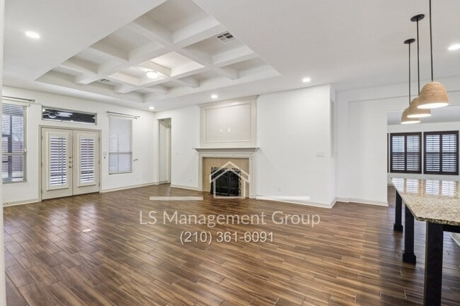 Building Photo - 1041 Water Oak