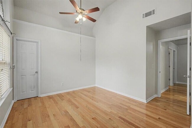 Building Photo - 1025 Balsam Wood Trail