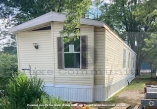 Building Photo - 2 Bedroom 2 Bath Manufactured Home