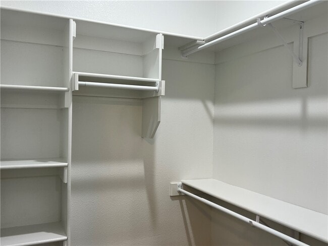 Building Photo - 502 Cosmos St