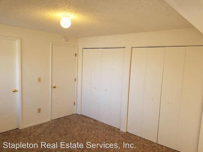 Building Photo - 2 br, 1 bath House - 6965 Pah Rah Dr.