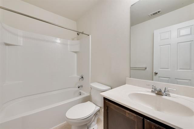 Building Photo - 3004 Pinyon Pl
