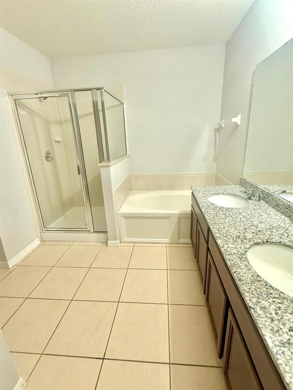 Building Photo - 3514 Cayugas Loop