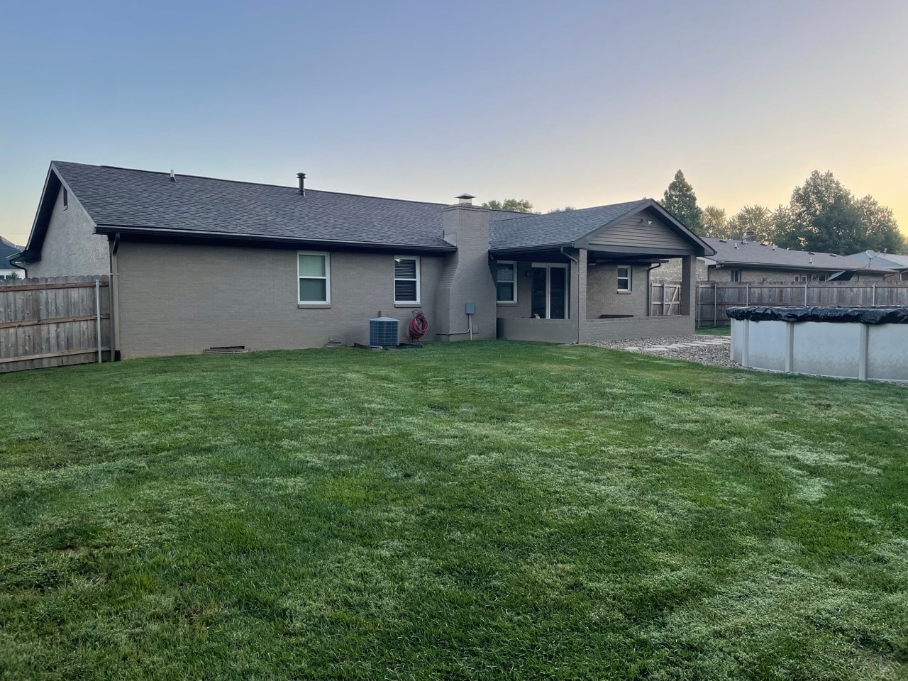 Building Photo - 8733 Hanover Dr