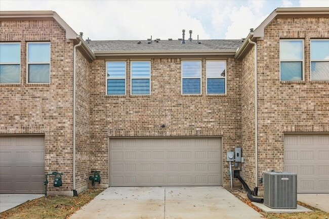 Building Photo - 6072 Silverado Trail