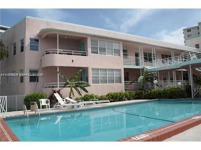 Building Photo - 6881 Bay Dr