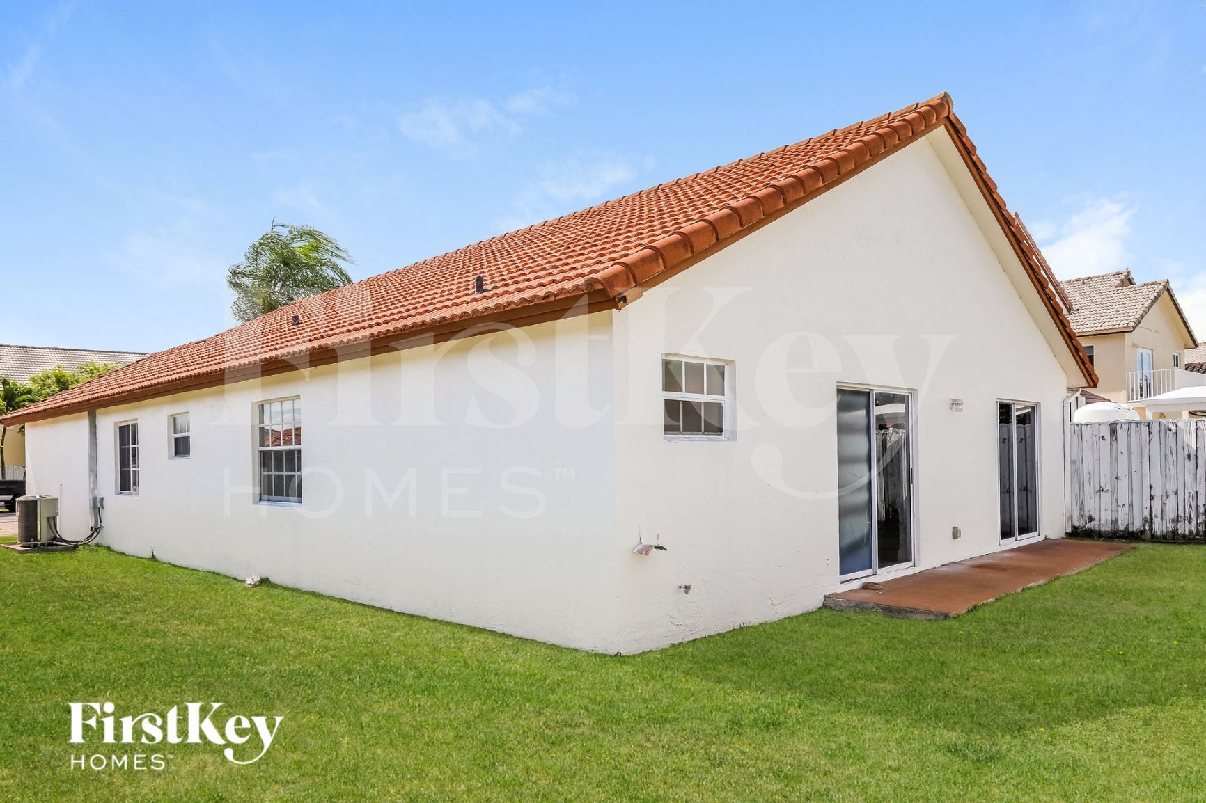 Building Photo - 5860 SW 150th Ave