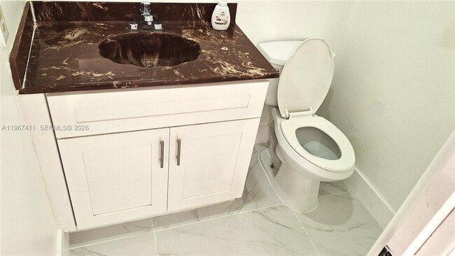 Building Photo - 10875 SW 112th Ave