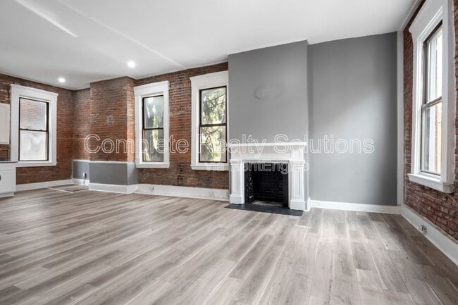 Building Photo - 3158 Oregon Ave