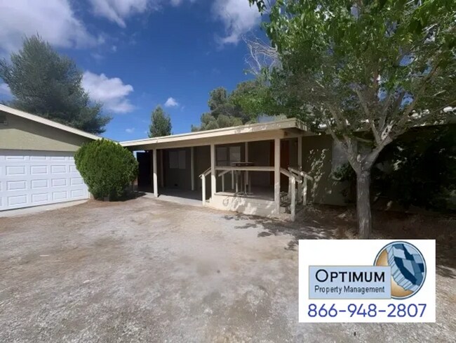 Building Photo - Fully Remodeled 3BD/2BA Home on Spacious Lot