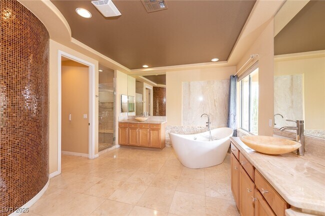 Building Photo - 2057 Orchard Mist St