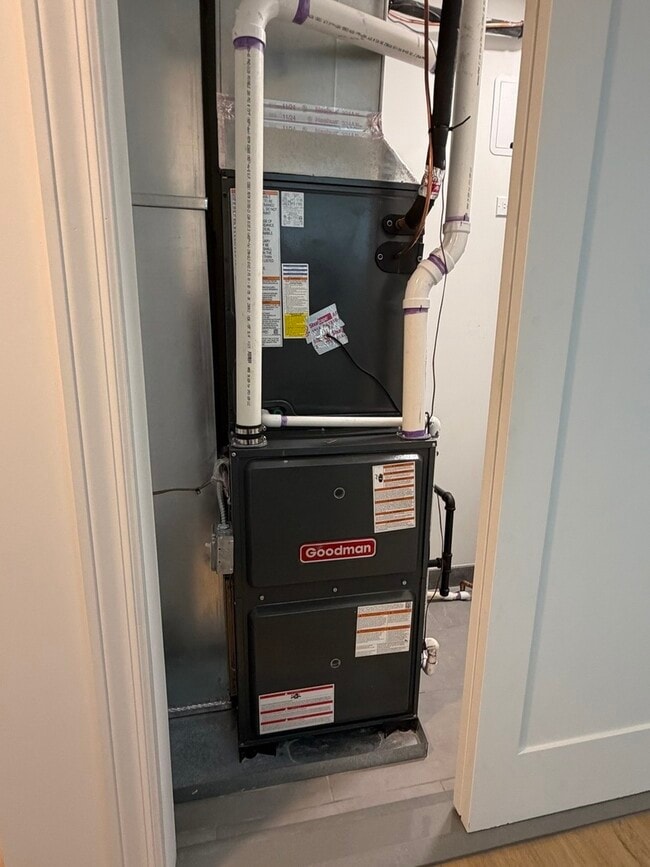 Building Photo - 2109 S Ashland Ave