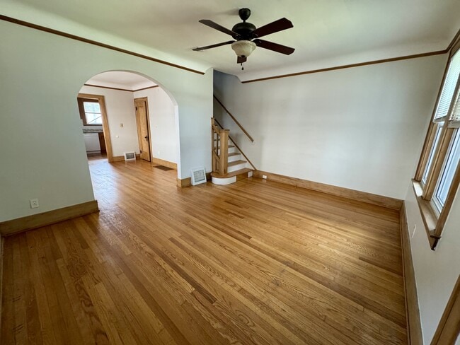 Building Photo - 333 Orange St