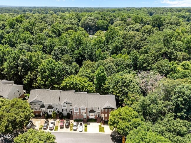 Building Photo - 6809 Middleboro Dr