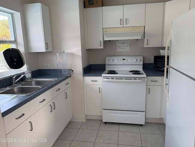 Building Photo - 161 Portside Ave