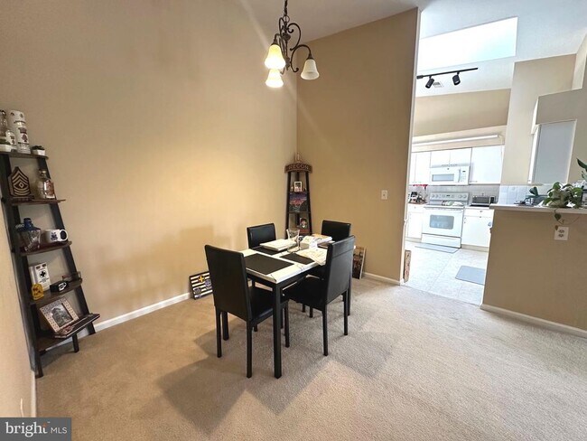 Building Photo - 7510 Ashby Ln