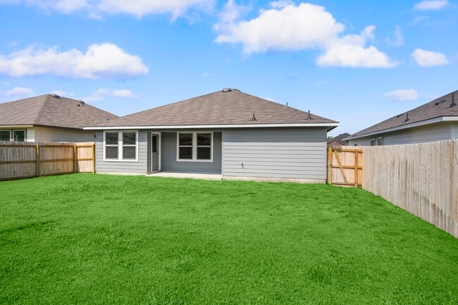 Building Photo - 212 Barton Crk