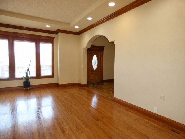 Building Photo - 4465 Countryside Ct NE