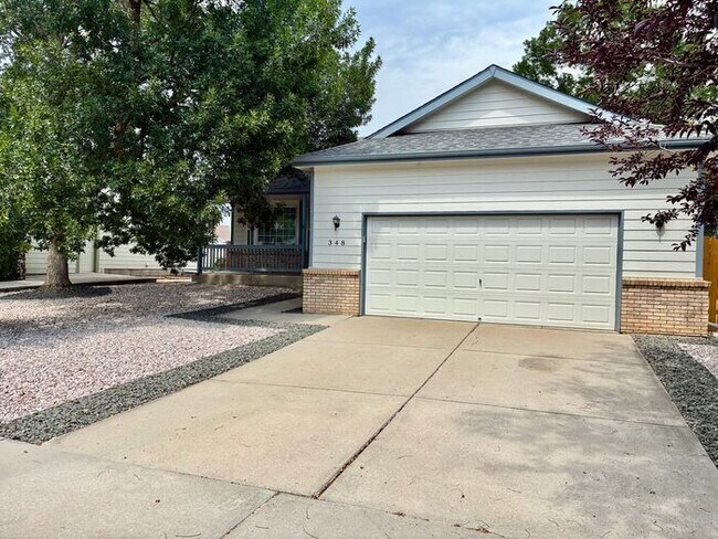 Building Photo - Spacious 4-Bedroom Home in Southeast Fort Collins