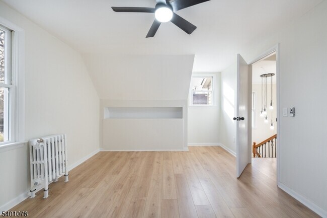 Building Photo - 71 Broad St