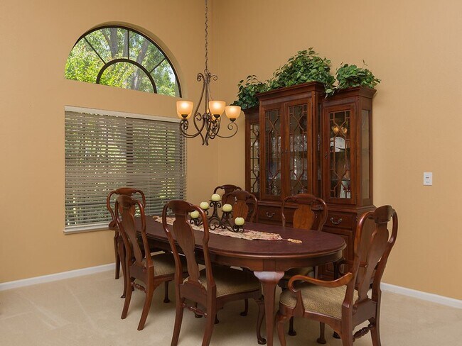 Building Photo - 4 br, 2.5 bath House - 104 Woodranch Circle