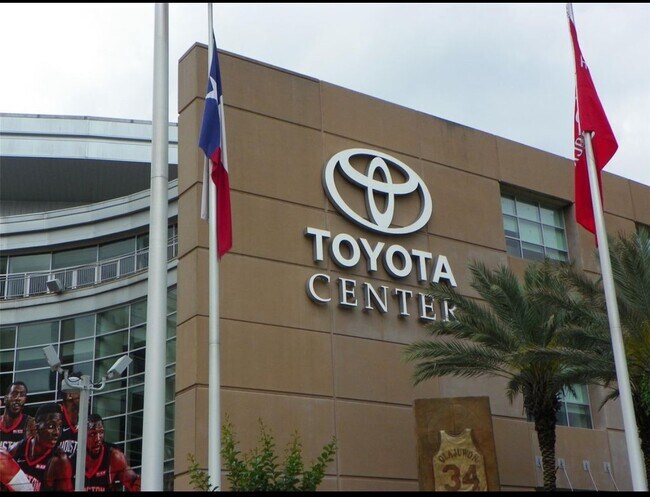 Building Photo - 4334 Jefferson St