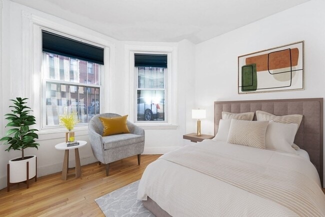 Building Photo - 473 Beacon St