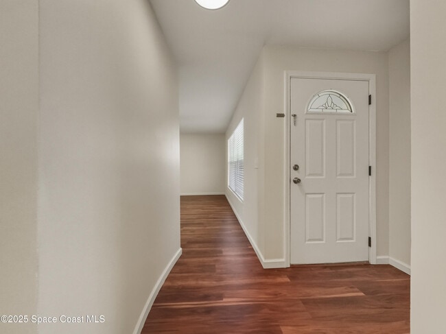 Building Photo - 5155 Sharlene Dr