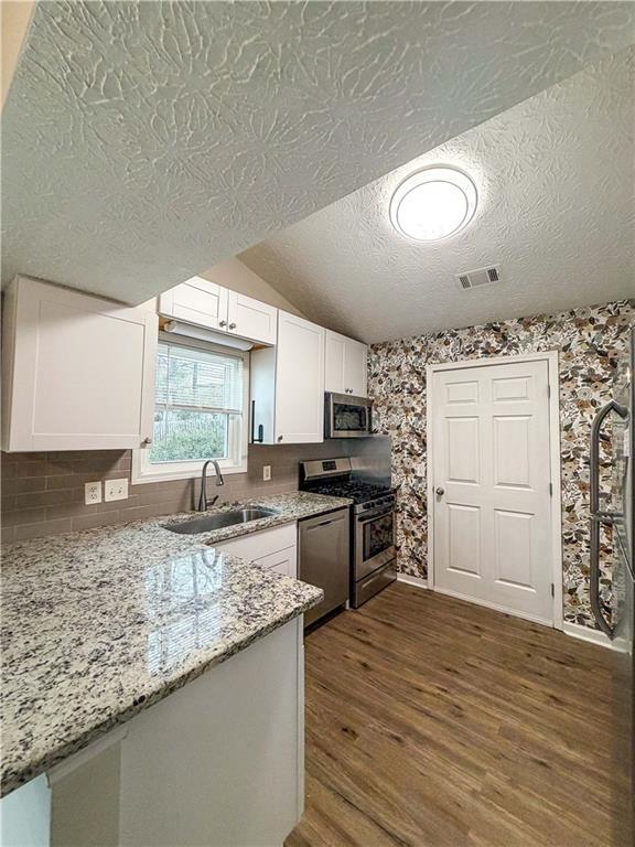 Building Photo - 2733 General Schwarzkopf Ct