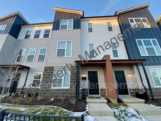 Primary Photo - 3106 W New York St