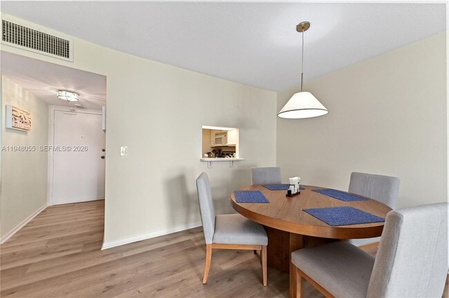 Building Photo - 3540 S Ocean Blvd