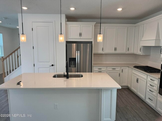 Building Photo - 236 Hawthorn Pk Cir