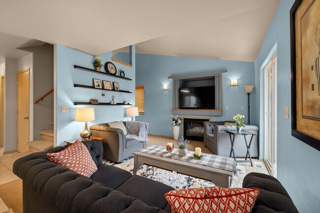 Building Photo - Eastside Olympia 3BD