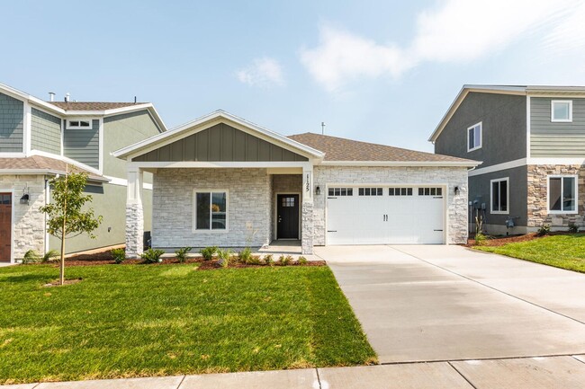 Building Photo - Light and Bright Brookside Home in Heber City