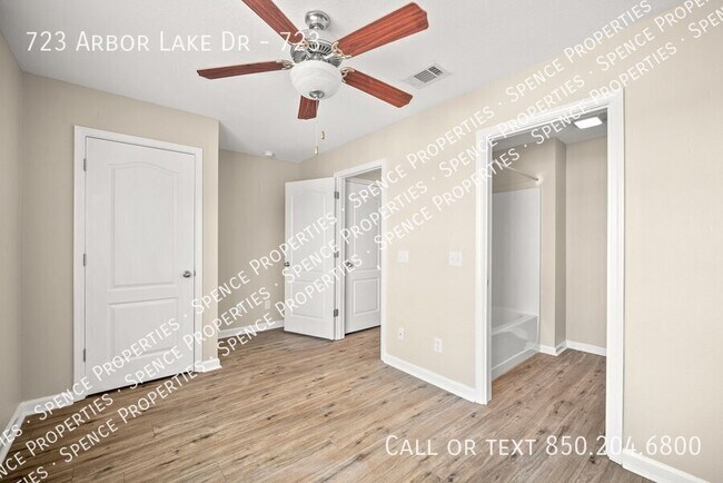 Building Photo - 723 Arbor Lake Dr